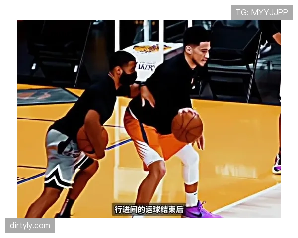 布克训练完直接去夜店？这作息普通人熬不过三天