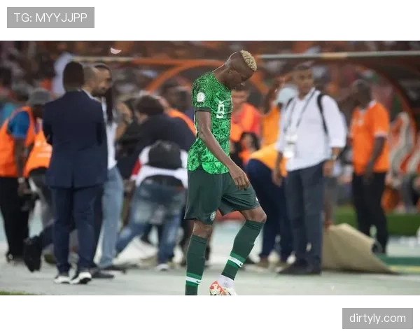 奥斯梅恩与沃特金斯：终结效率差异背后的战术角色限制